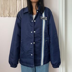 NWT Levi’s Vintage-Inspired Bomber Jacket🌧️